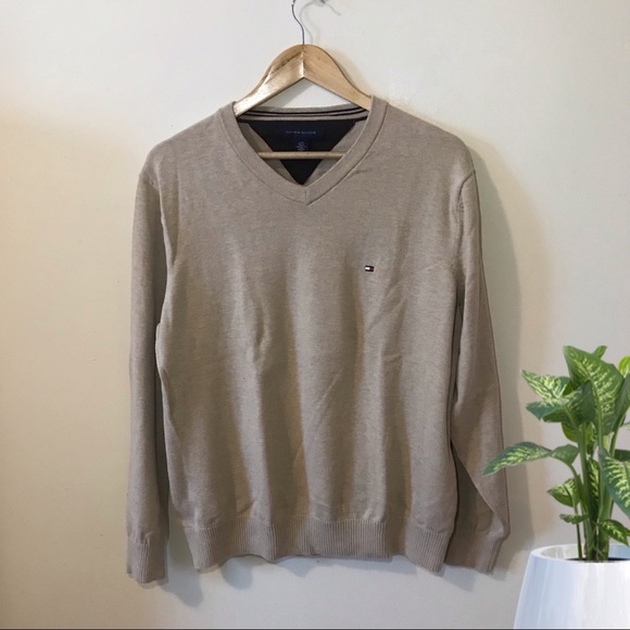 Tommy Hilfiger Other - Tommy Hilfiger Sweater
